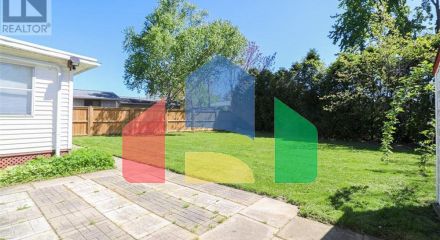 Residential - Single Family Home - Windsor, Canada - Canada