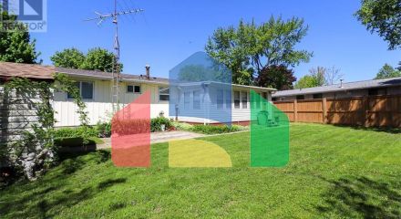 Residential - Single Family Home - Windsor, Canada - Canada