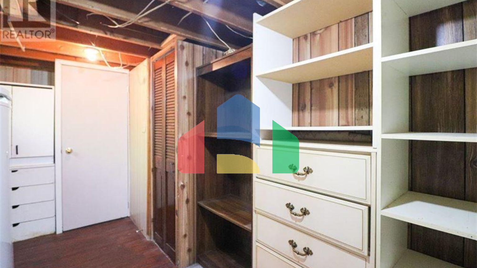 Residential - Single Family Home - Windsor, Canada - Canada