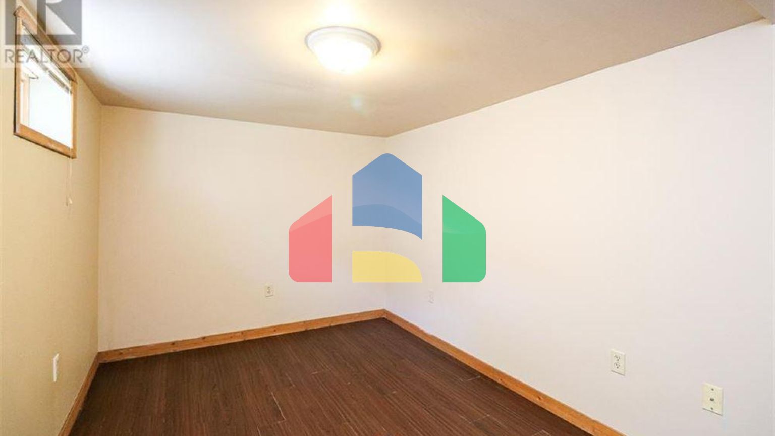 Residential - Single Family Home - Windsor, Canada - Canada