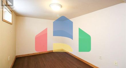 Residential - Single Family Home - Windsor, Canada - Canada