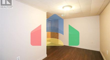 Residential - Single Family Home - Windsor, Canada - Canada