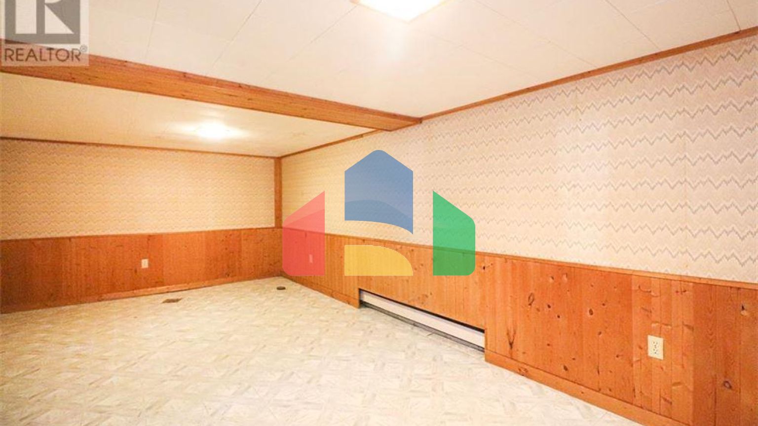 Residential - Single Family Home - Windsor, Canada - Canada