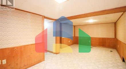 Residential - Single Family Home - Windsor, Canada - Canada