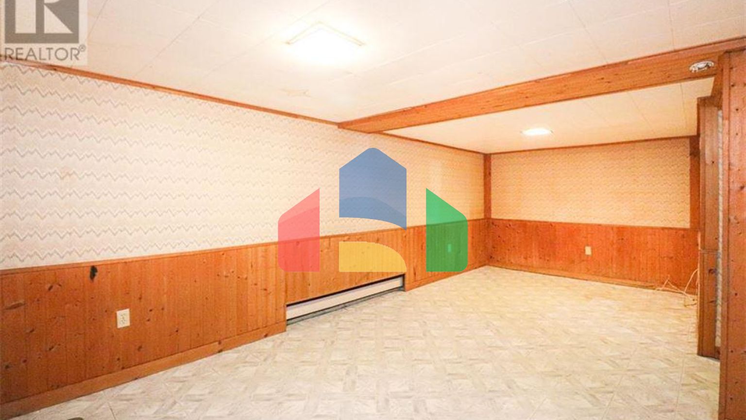 Residential - Single Family Home - Windsor, Canada - Canada