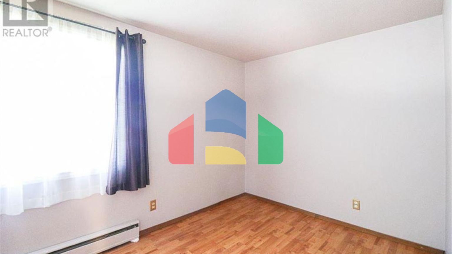 Residential - Single Family Home - Windsor, Canada - Canada