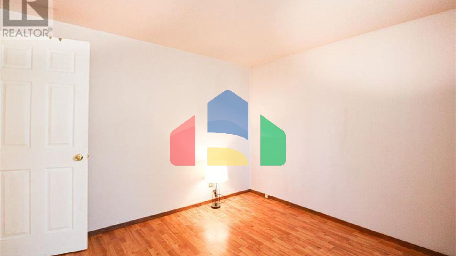 Residential - Single Family Home - Windsor, Canada - Canada