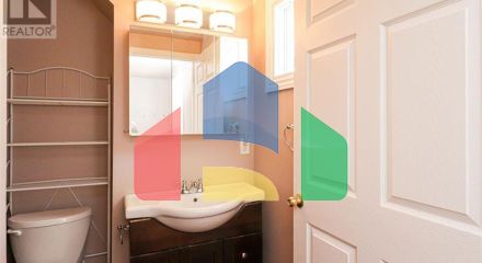 Residential - Single Family Home - Windsor, Canada - Canada