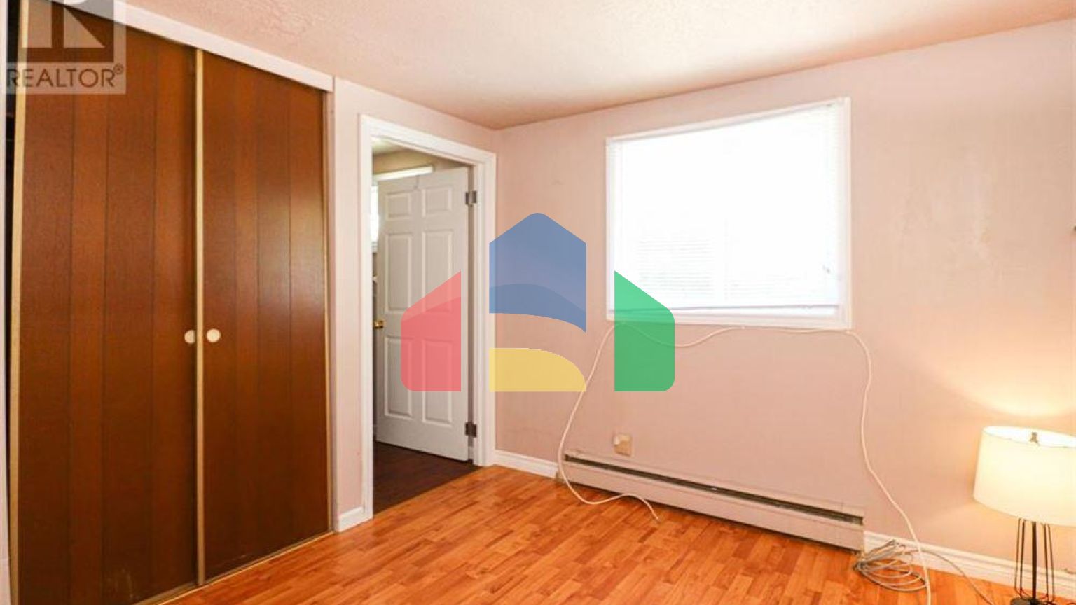 Residential - Single Family Home - Windsor, Canada - Canada