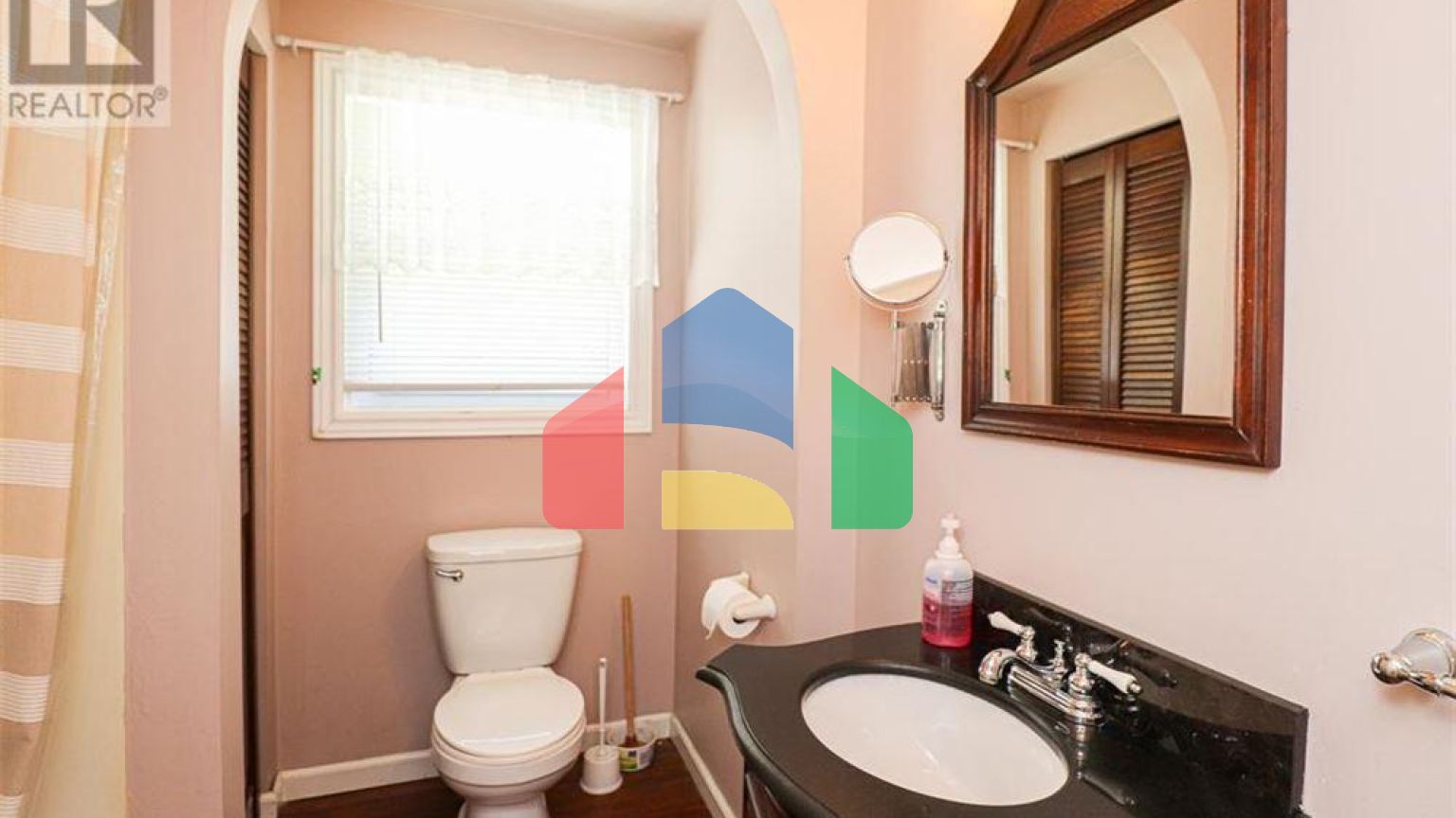 Residential - Single Family Home - Windsor, Canada - Canada