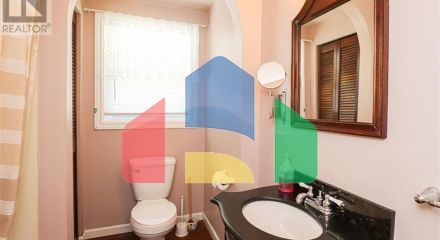 Residential - Single Family Home - Windsor, Canada - Canada