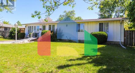 Residential - Single Family Home - Windsor, Canada - Canada