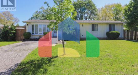Residential - Single Family Home - Windsor, Canada - Canada