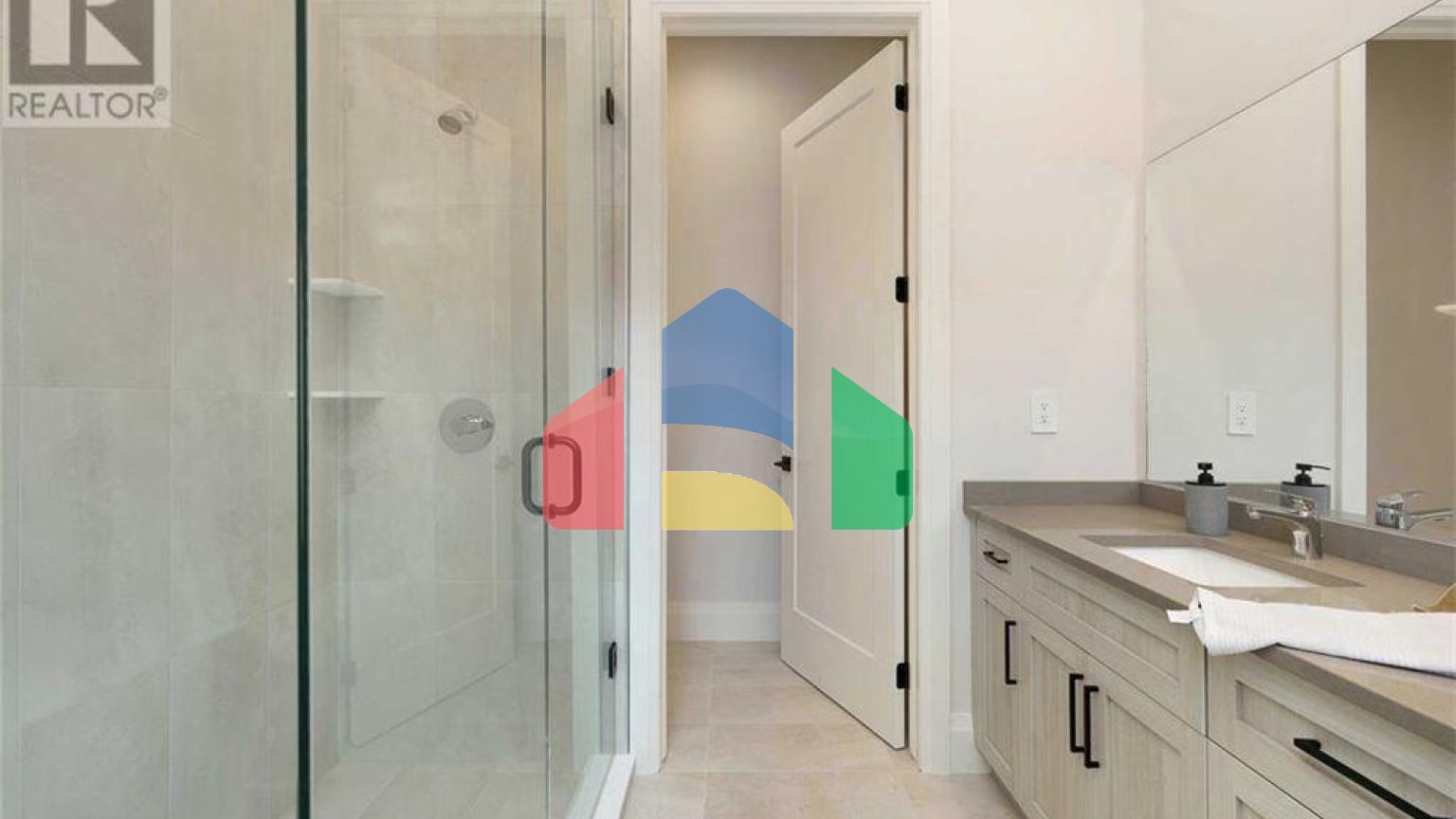 Residential - Condo/Apartment - Windsor, Canada - Canada