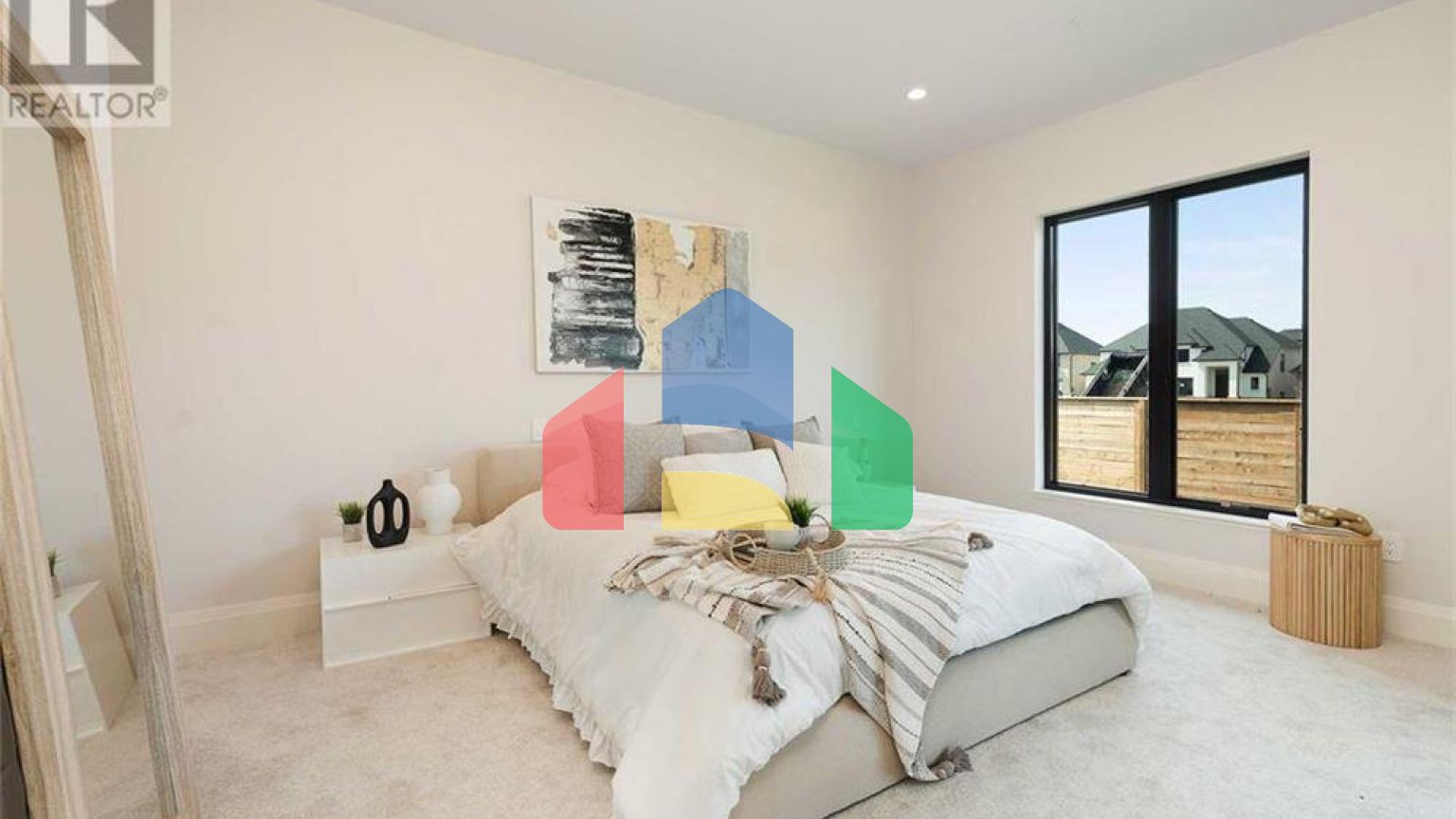 Residential - Condo/Apartment - Windsor, Canada - Canada