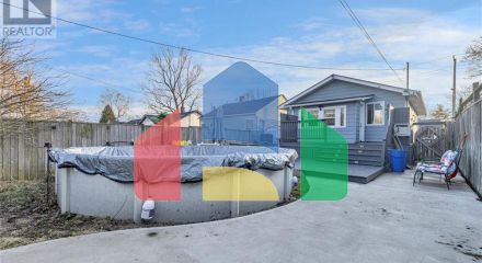 Residential - Single Family Home - Windsor, Canada - Canada