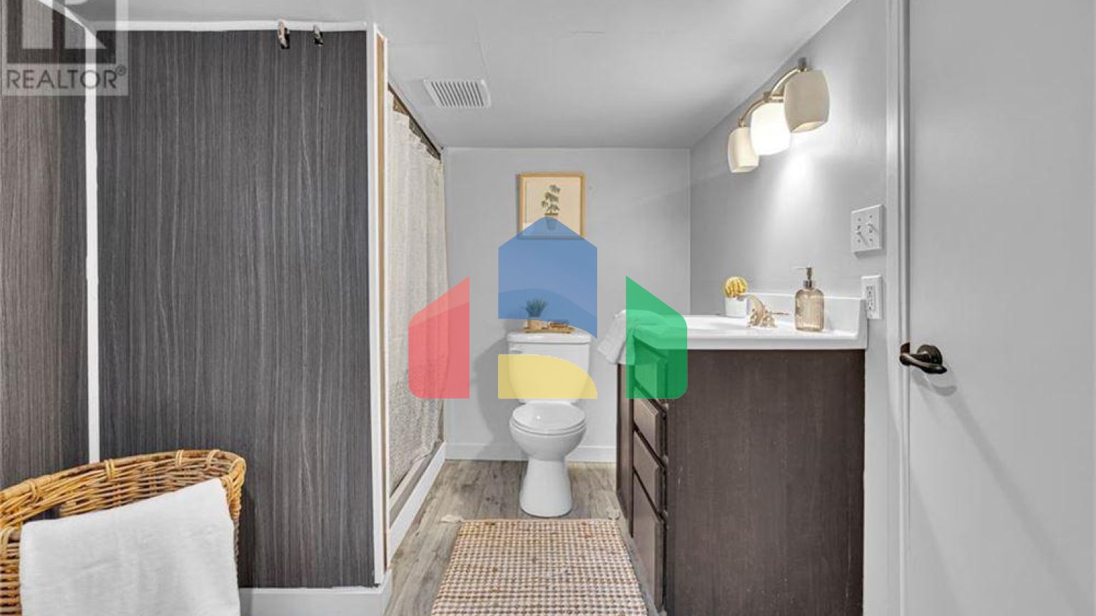 Residential - Single Family Home - Windsor, Canada - Canada