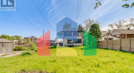 Residential - Single Family Home - Windsor, Canada - Canada