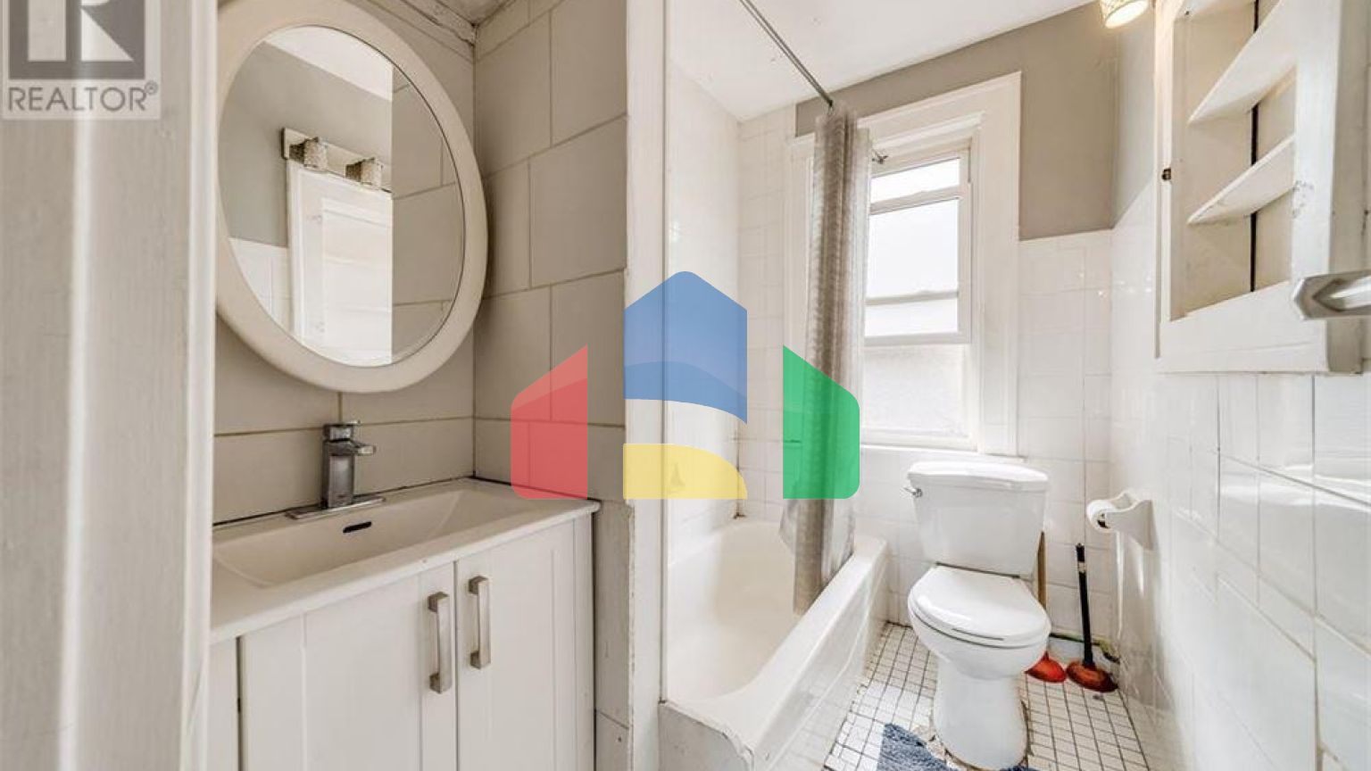 Residential - Single Family Home - Windsor, Canada - Canada