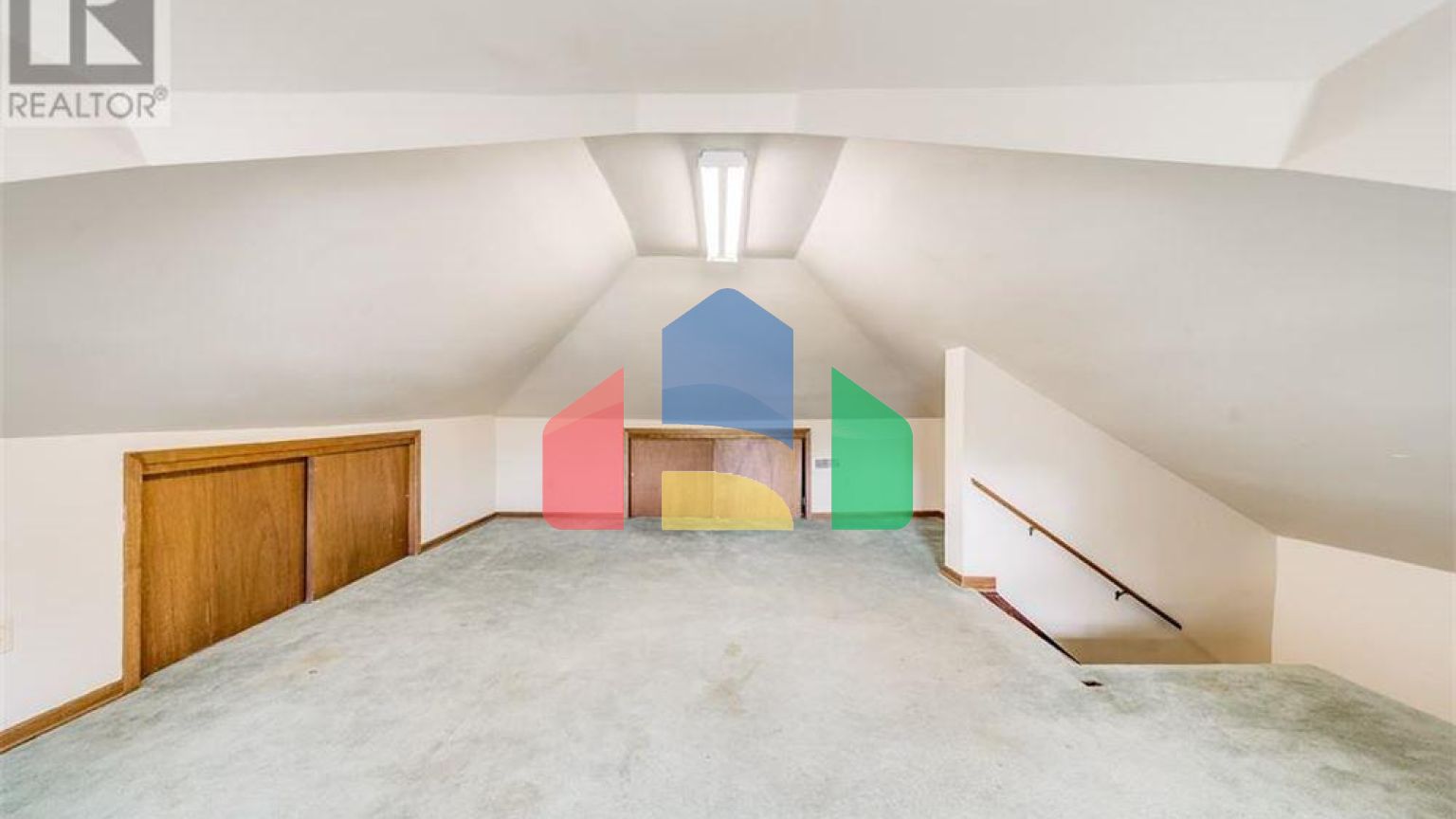 Residential - Single Family Home - Windsor, Canada - Canada