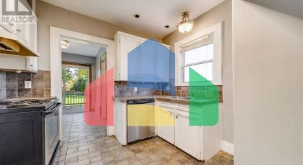 Residential - Single Family Home - Windsor, Canada - Canada