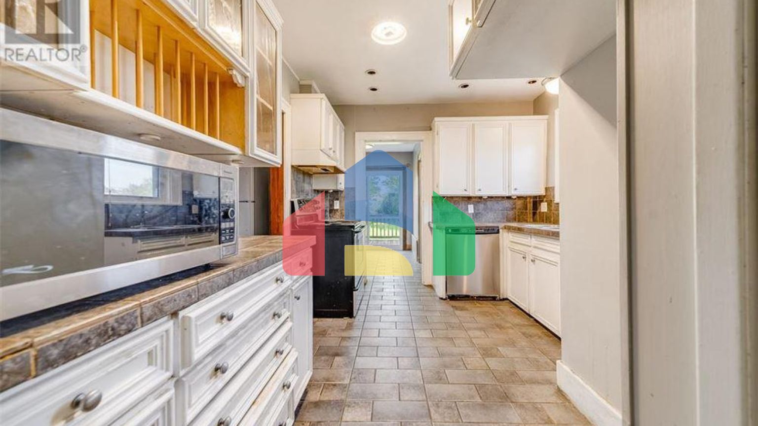 Residential - Single Family Home - Windsor, Canada - Canada