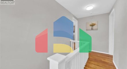 Residential - Single Family Home - Windsor, Canada - Canada