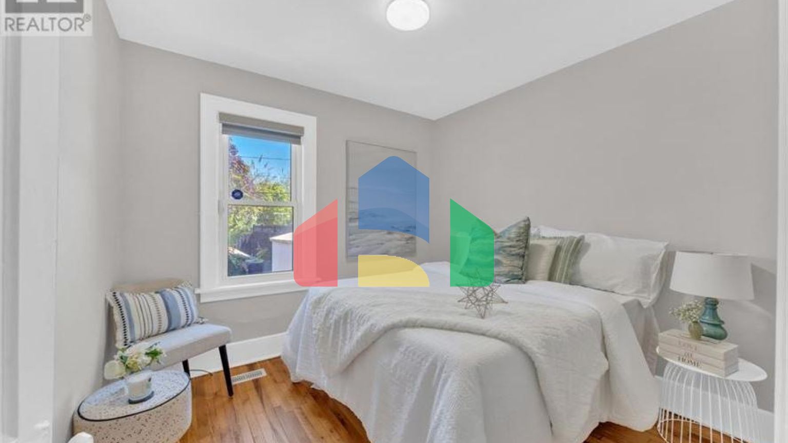 Residential - Single Family Home - Windsor, Canada - Canada