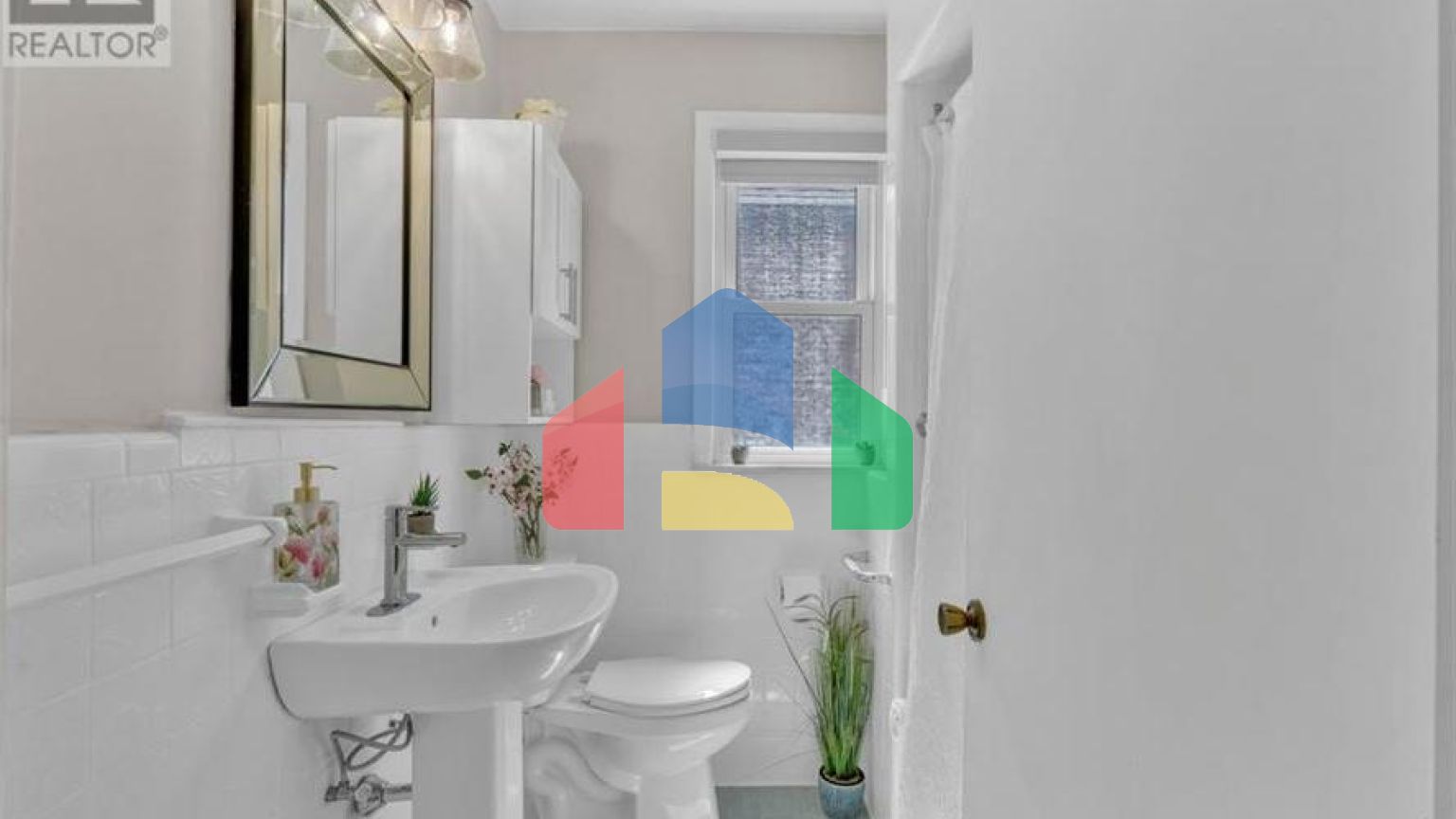 Residential - Single Family Home - Windsor, Canada - Canada