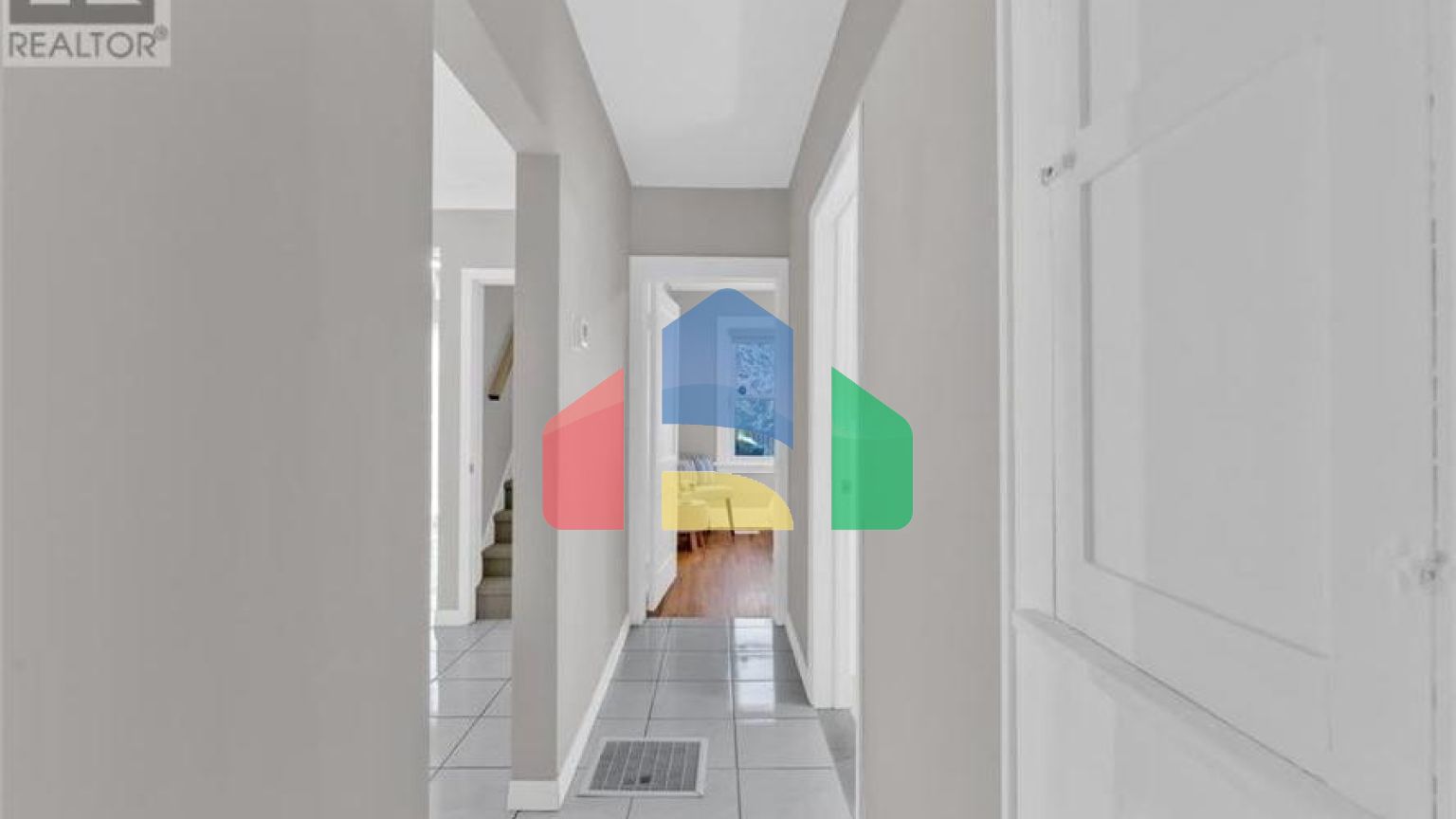 Residential - Single Family Home - Windsor, Canada - Canada