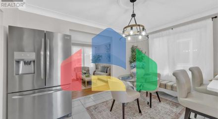 Residential - Single Family Home - Windsor, Canada - Canada