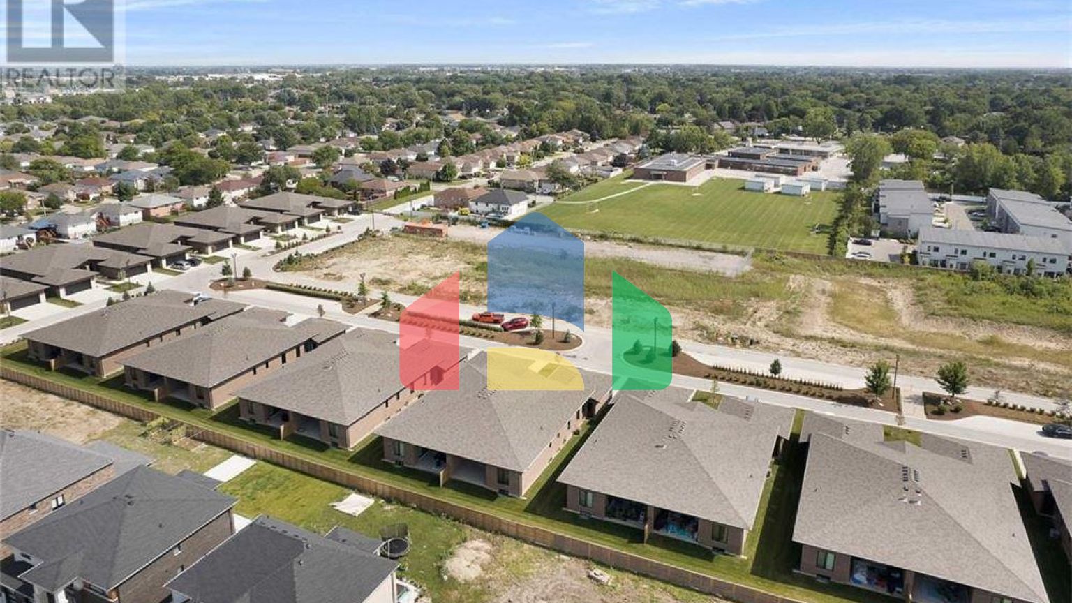 Residential - Single Family Home - Windsor, Canada - Canada