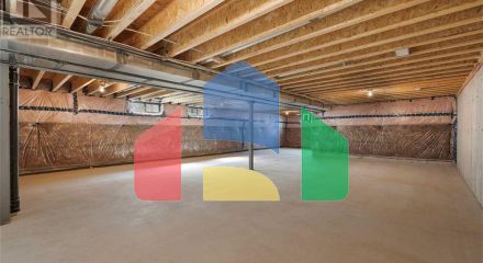 Residential - Single Family Home - Windsor, Canada - Canada