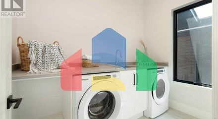 Residential - Single Family Home - Windsor, Canada - Canada