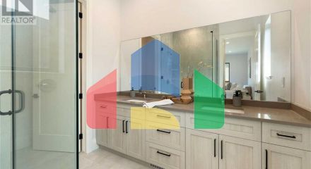 Residential - Single Family Home - Windsor, Canada - Canada