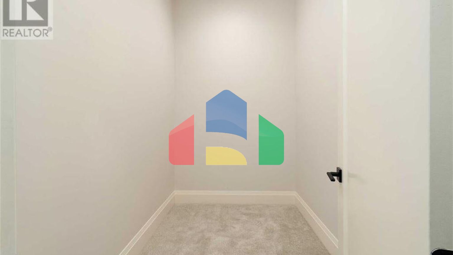 Residential - Single Family Home - Windsor, Canada - Canada