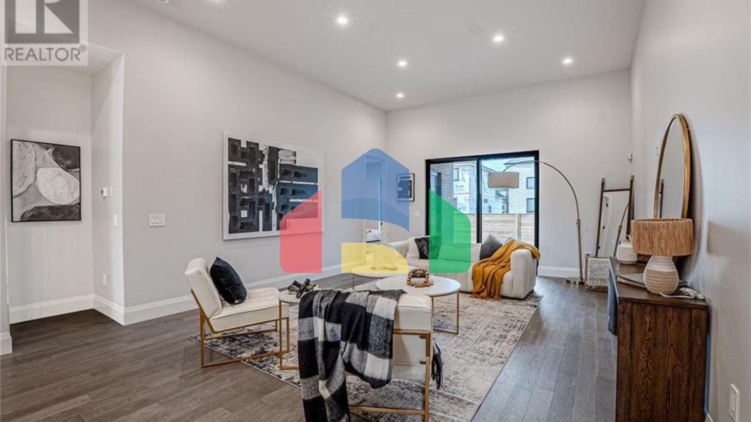 Residential - Single Family Home - Windsor, Canada - Canada