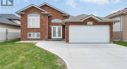 Residential - Single Family Home - Windsor, Canada - Canada