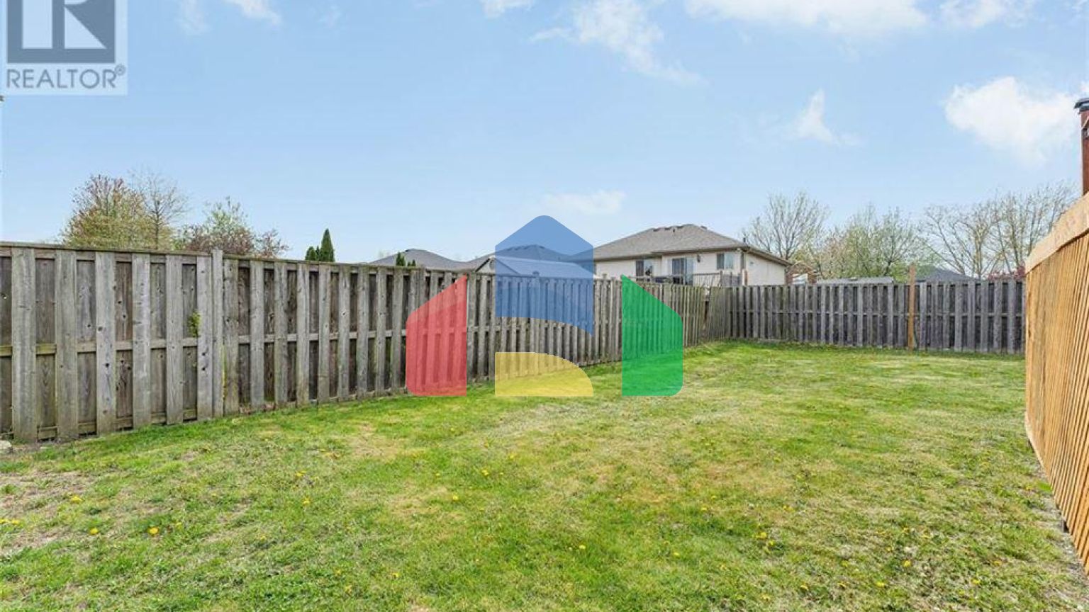 Residential - Single Family Home - Windsor, Canada - Canada