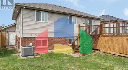 Residential - Single Family Home - Windsor, Canada - Canada