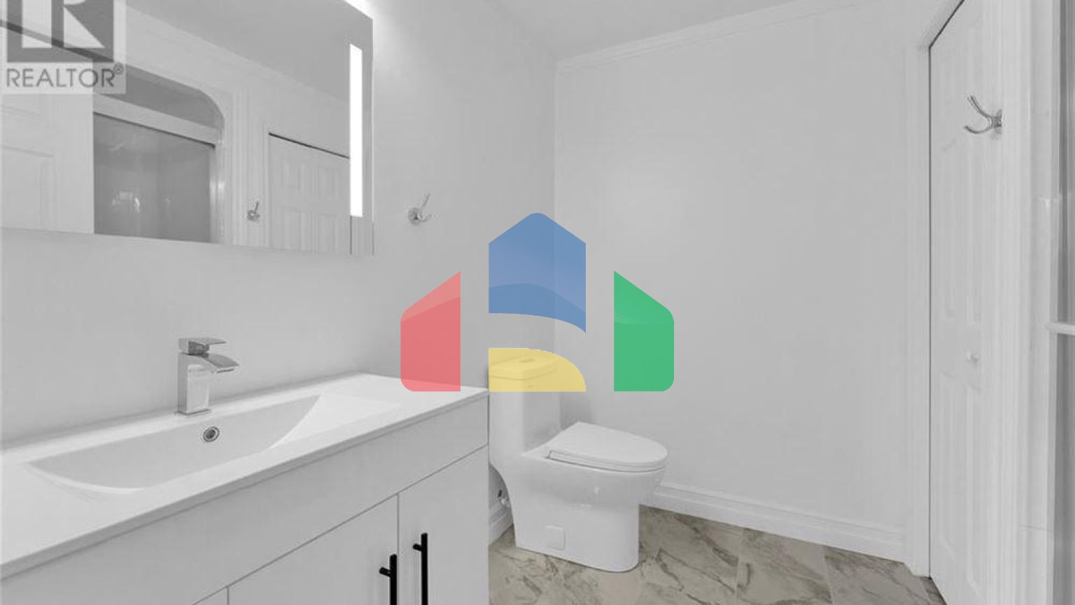 Residential - Single Family Home - Windsor, Canada - Canada