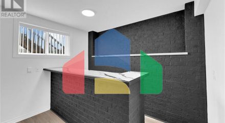 Residential - Single Family Home - Windsor, Canada - Canada