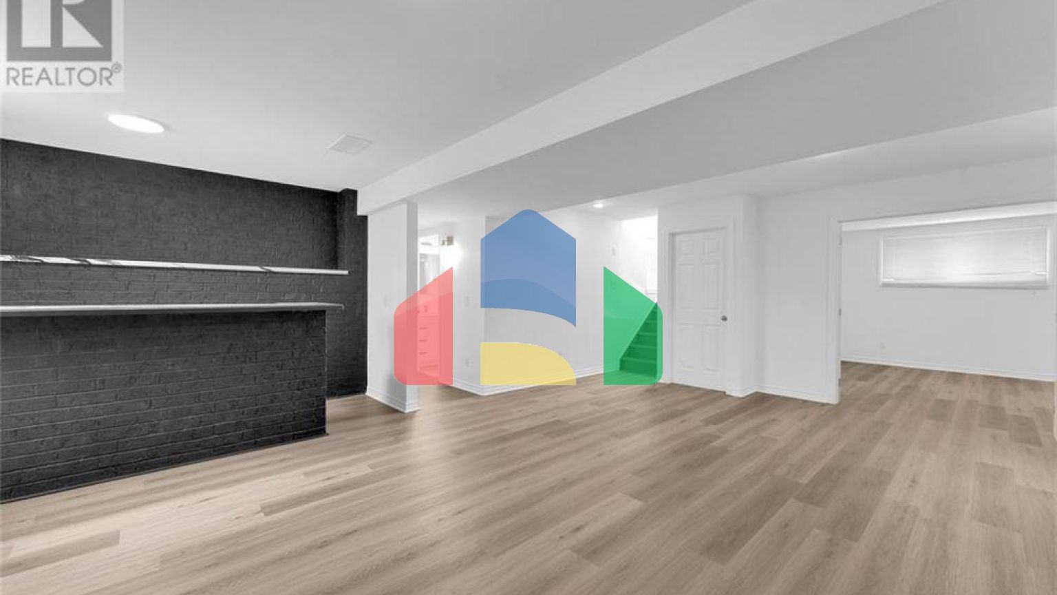 Residential - Single Family Home - Windsor, Canada - Canada