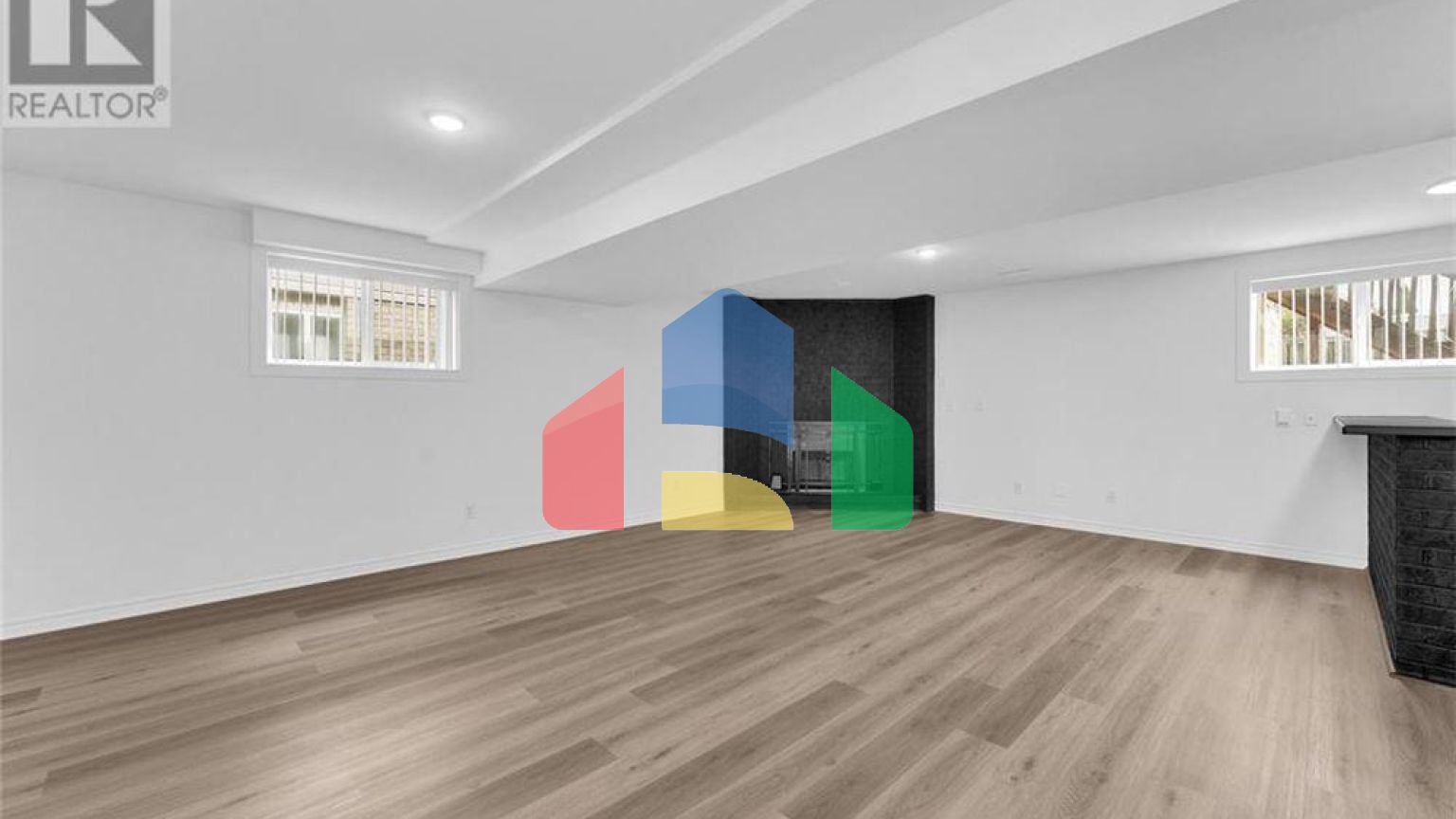 Residential - Single Family Home - Windsor, Canada - Canada