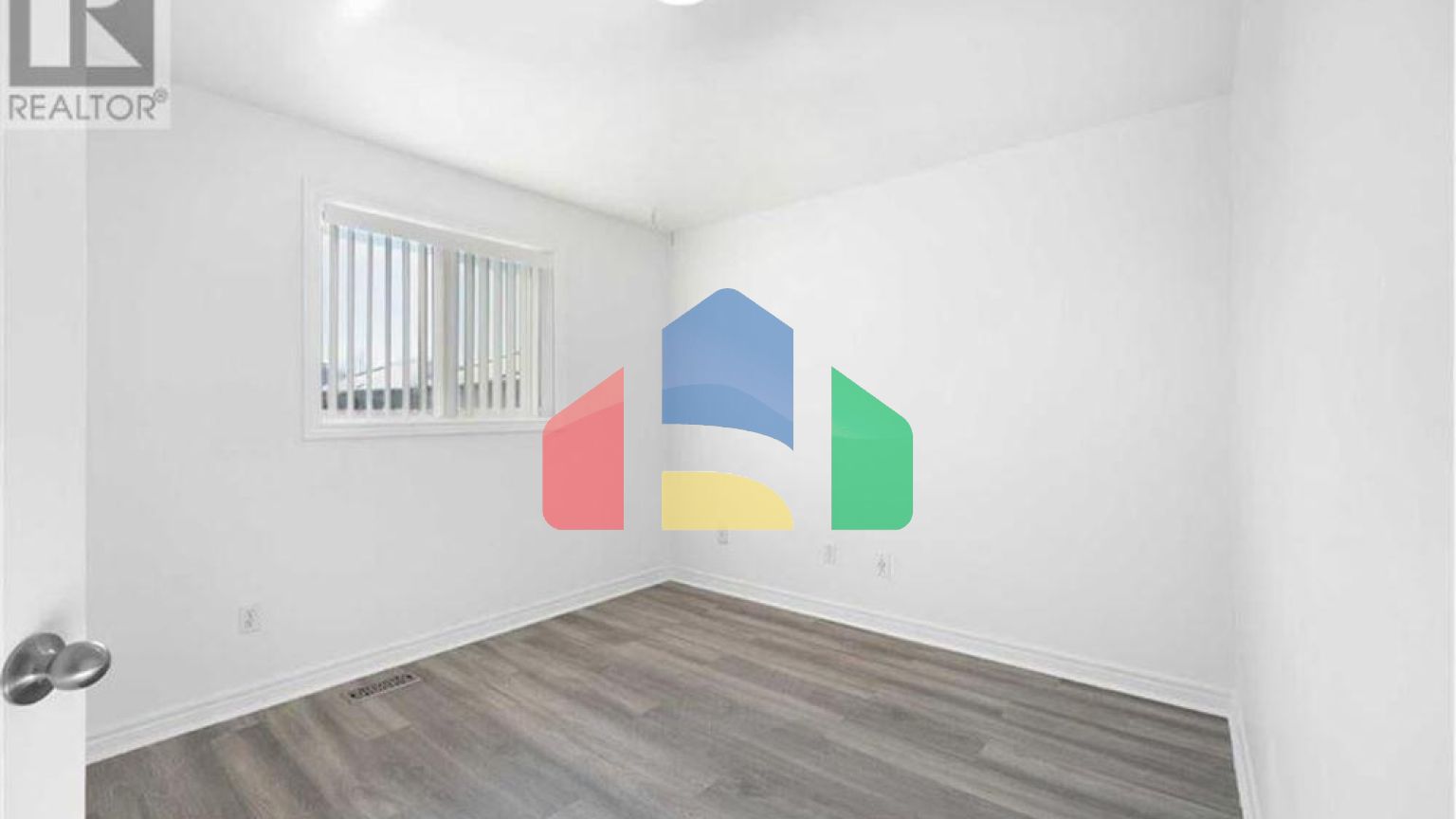 Residential - Single Family Home - Windsor, Canada - Canada