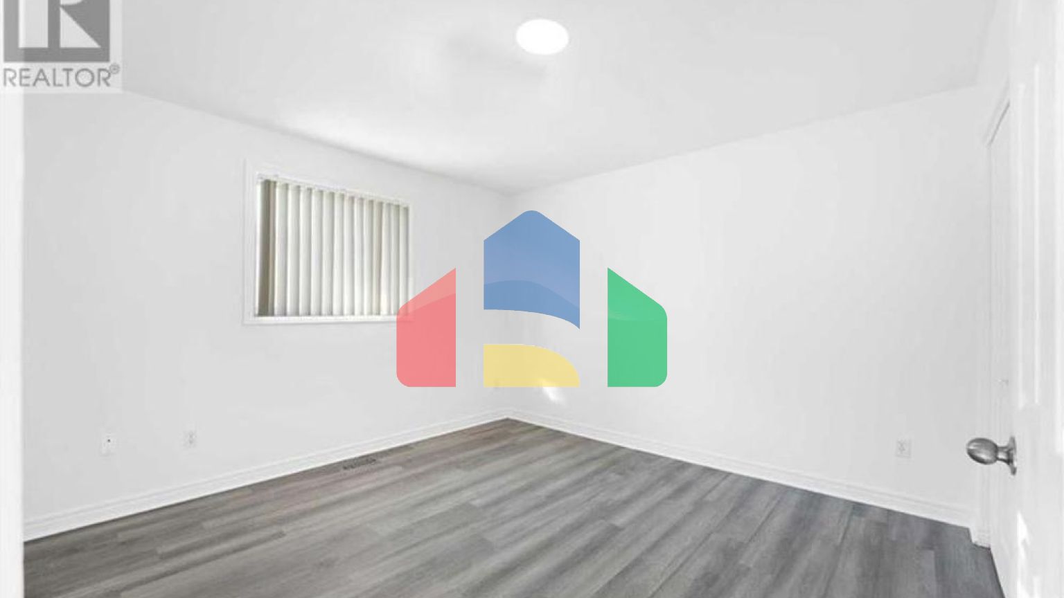 Residential - Single Family Home - Windsor, Canada - Canada