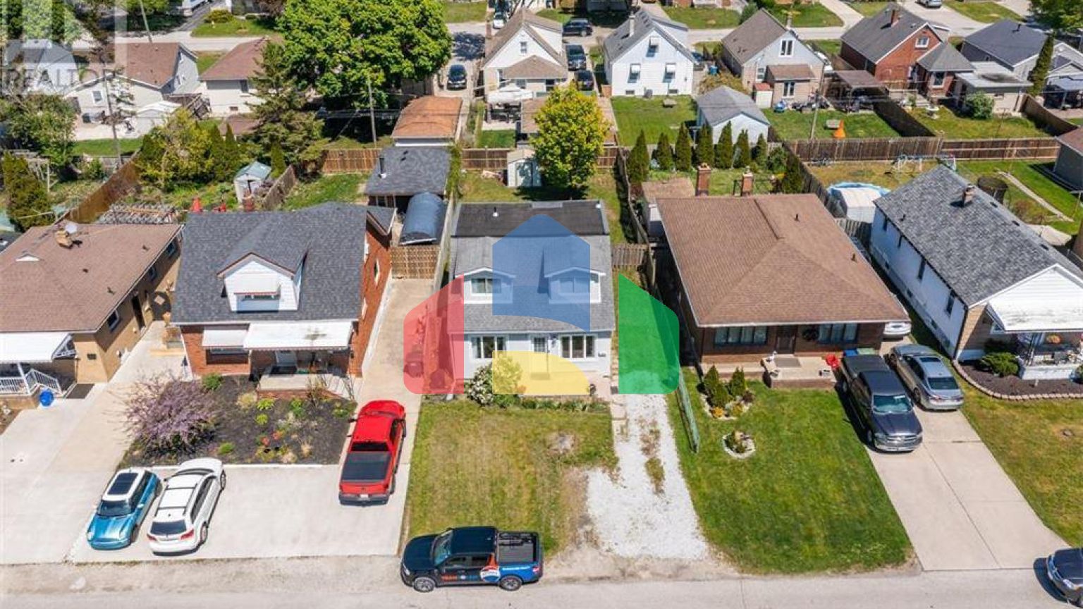 Residential - Single Family Home - Windsor, Canada - Canada