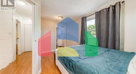 Residential - Single Family Home - Windsor, Canada - Canada