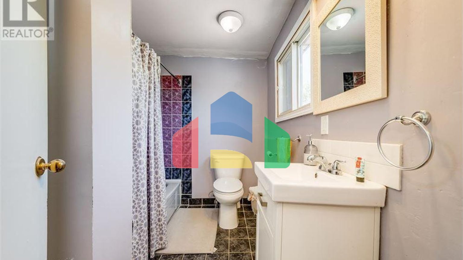 Residential - Single Family Home - Windsor, Canada - Canada