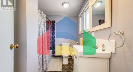 Residential - Single Family Home - Windsor, Canada - Canada